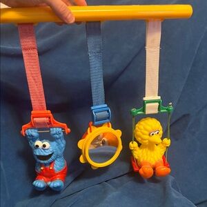 Sesame Street Swinging Toy Set - Red, Blue, Yellow